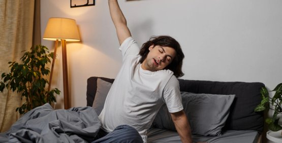 Emicrania al risveglio: cause e rimedi Emicrania al risveglio: cause e rimedi